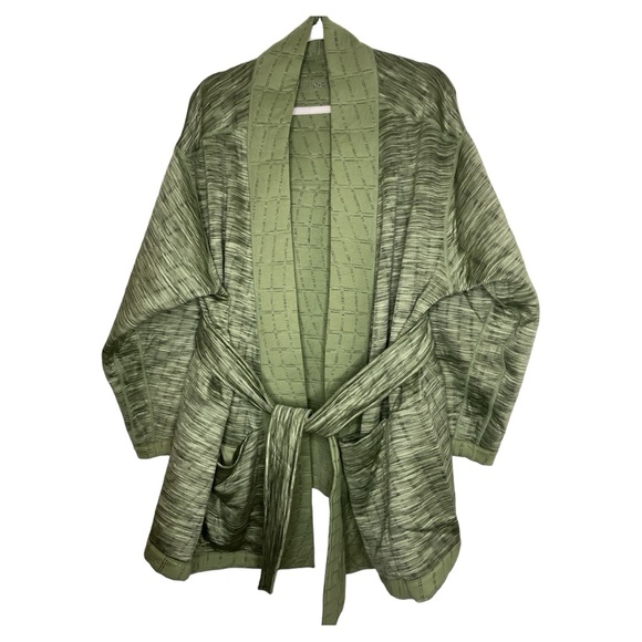 Nike Therma-FIT Luxe Yoga Reversible Wrap Jacket size 2X - Picture 8 of 11